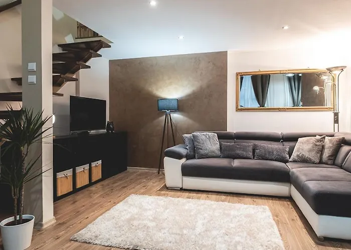 Spacious & Modern 3br Flat By Andrassy Blvd Διαμέρισμα *