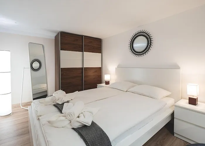 Spacious & Modern 3br Flat By Andrassy Blvd Διαμέρισμα Βουδαπέστη
