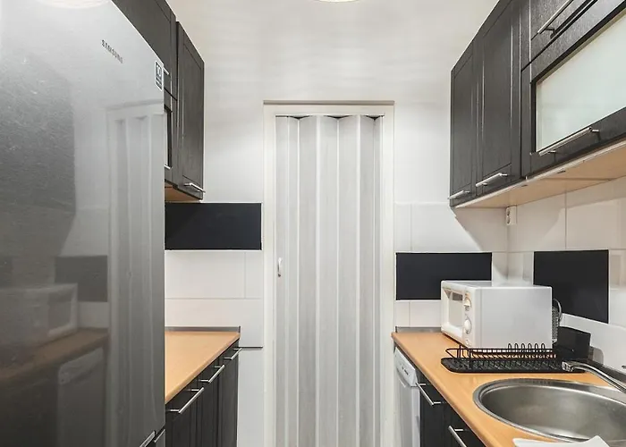 Spacious & Modern 3br Flat By Andrassy Blvd *