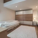 Spacious & Modern 3br Flat By Andrassy Blvd Apartman Budapest