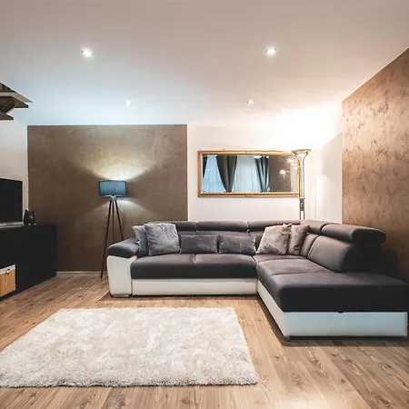 Apartament Spacious & Modern 3br Flat By Andrassy Blvd Budapeszt
