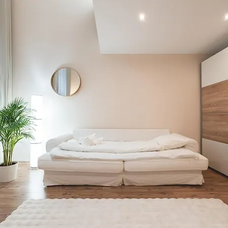 Spacious & Modern 3br Flat By Andrassy Blvd Budapeszt