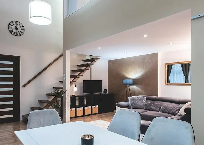 Spacious & Modern 3br Flat By Andrassy Blvd Budapest