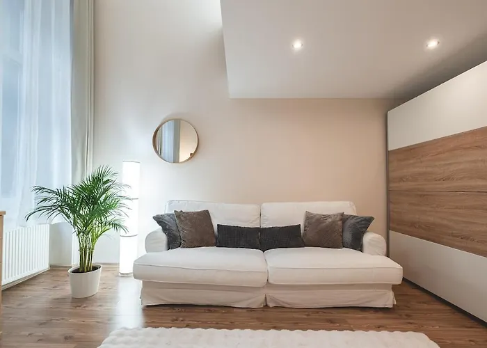 Spacious & Modern 3br Flat By Andrassy Blvd *