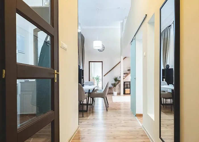 Spacious & Modern 3br Flat By Andrassy Blvd Apartment Budapest