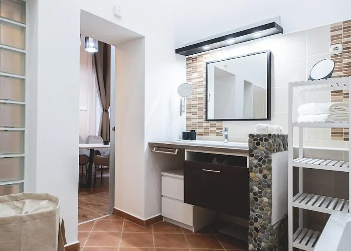 Apartment Spacious & Modern 3br Flat By Andrassy Blvd *